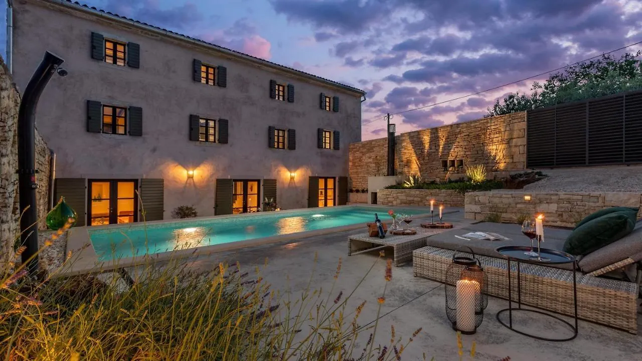 Villa Elena By Rent Istria Golas 0*,